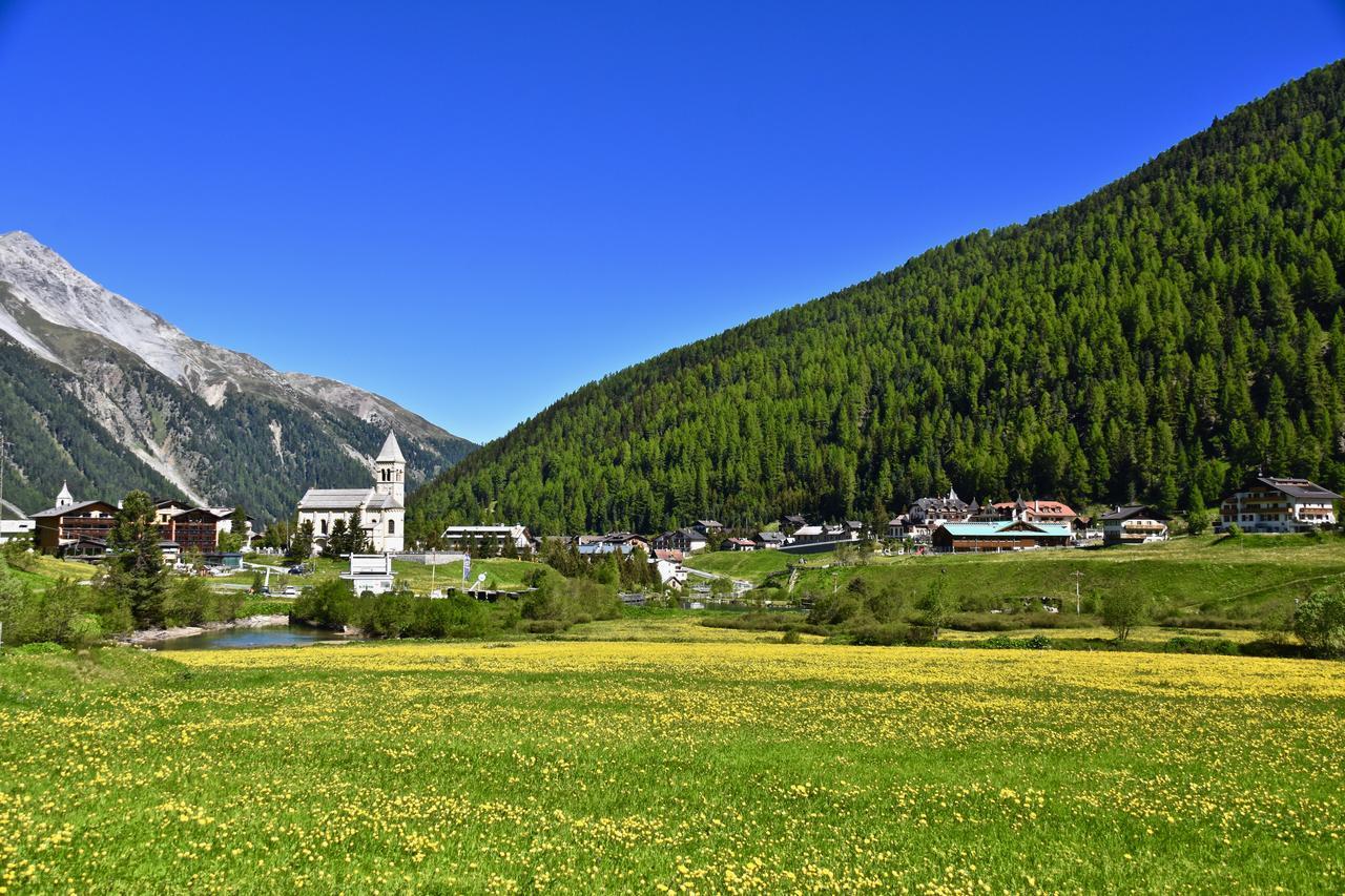 Hotel Marlet Solda Bagian luar foto