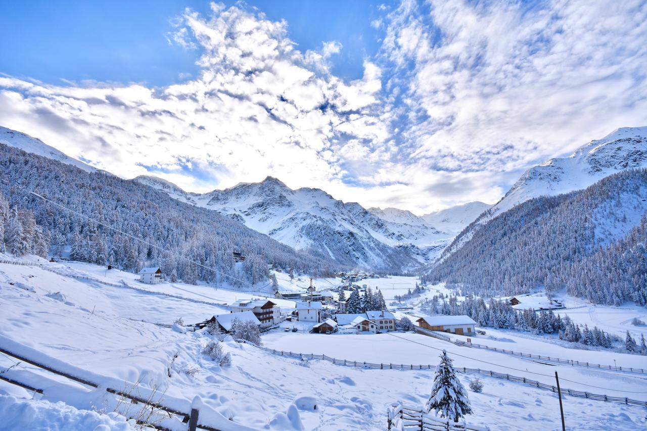 Hotel Marlet Solda Bagian luar foto